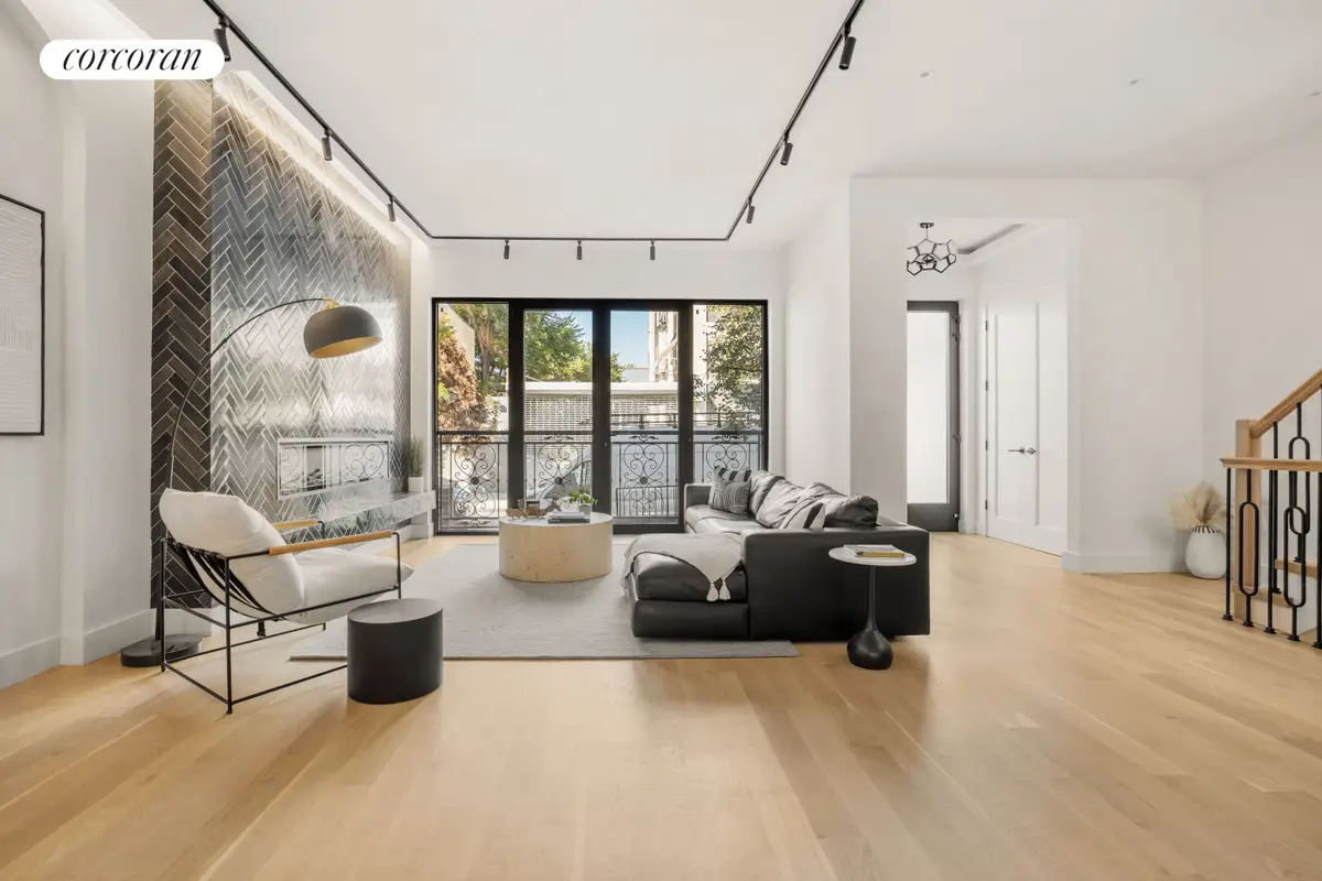 24 Belvidere Street, Brooklyn, NY 11206 - #1