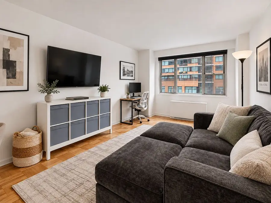 300 E 40th Street #7-M, Manhattan, NY 10016 - #2