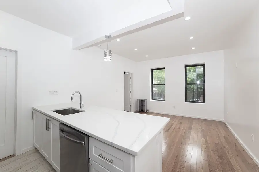 309 E Houston Street #2-D, Manhattan, NY 10002 - #3