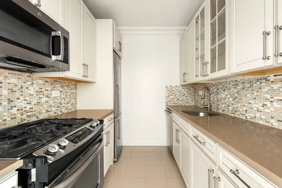 380 Rector Place #3F, Manhattan, NY 10280 - #3