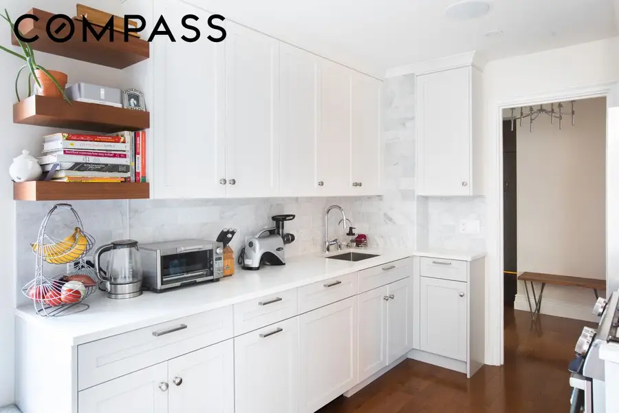 433 W 34th Street #8A, New York, NY 10001 - #3