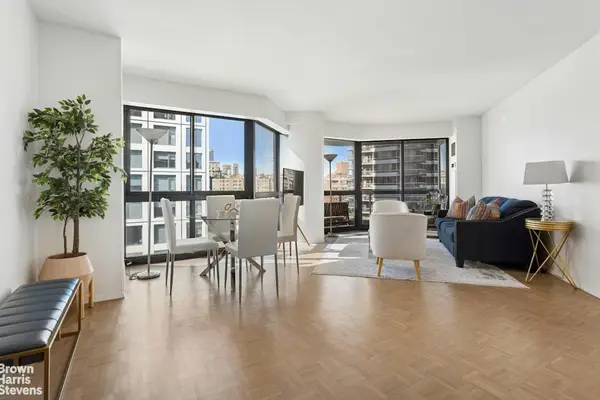 200 E 61st Street #11D, Manhattan, NY 10065