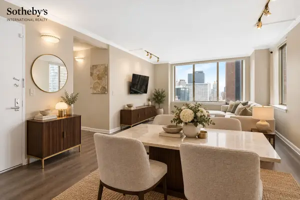 236 E 47th Street #36C, Manhattan, NY 10017