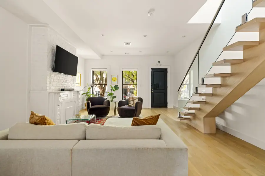 140 Woodbine Street, Brooklyn, NY 11221 - #3