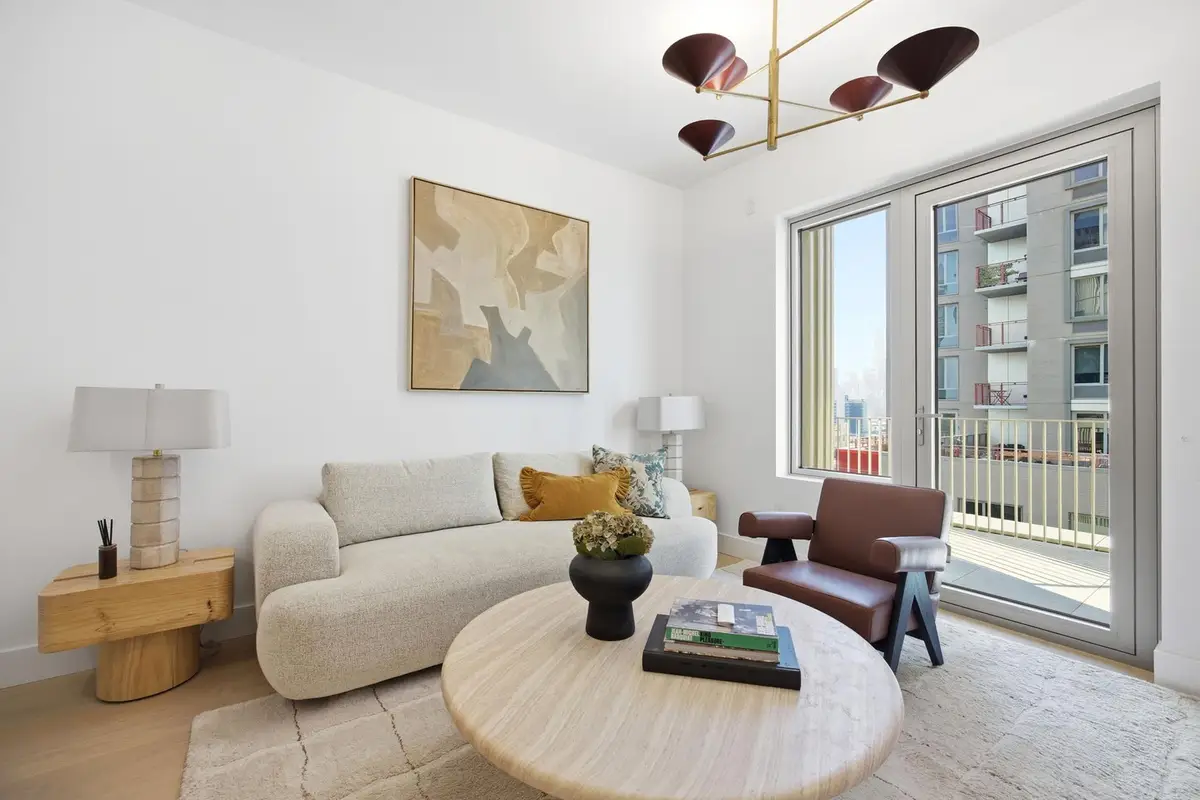 24-01 Queens Plaza N #202, Queens, NY 11101 - #1