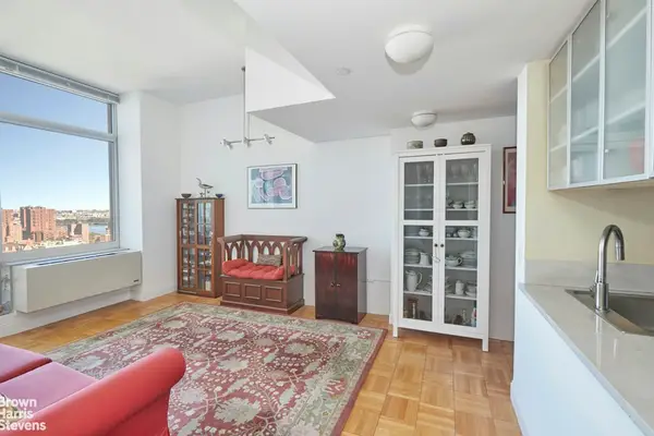 215 E 96th Street #30A, Manhattan, NY 10128