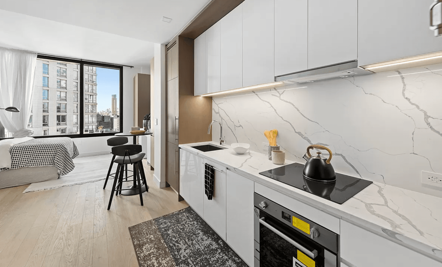 45-30 Pearson Street #19-E, Queens, NY 11101 - #2