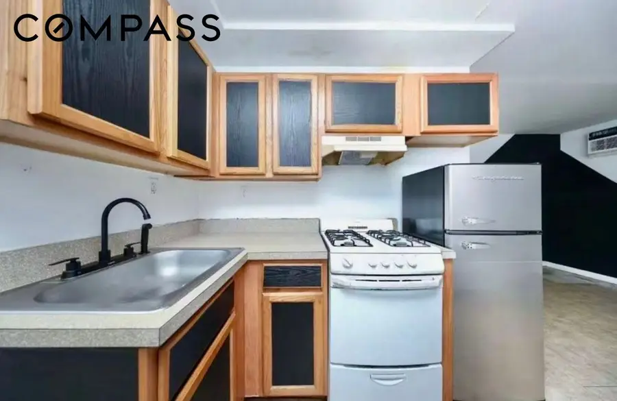 220 Dartmouth Loop, Staten Island, NY 10306 - #2