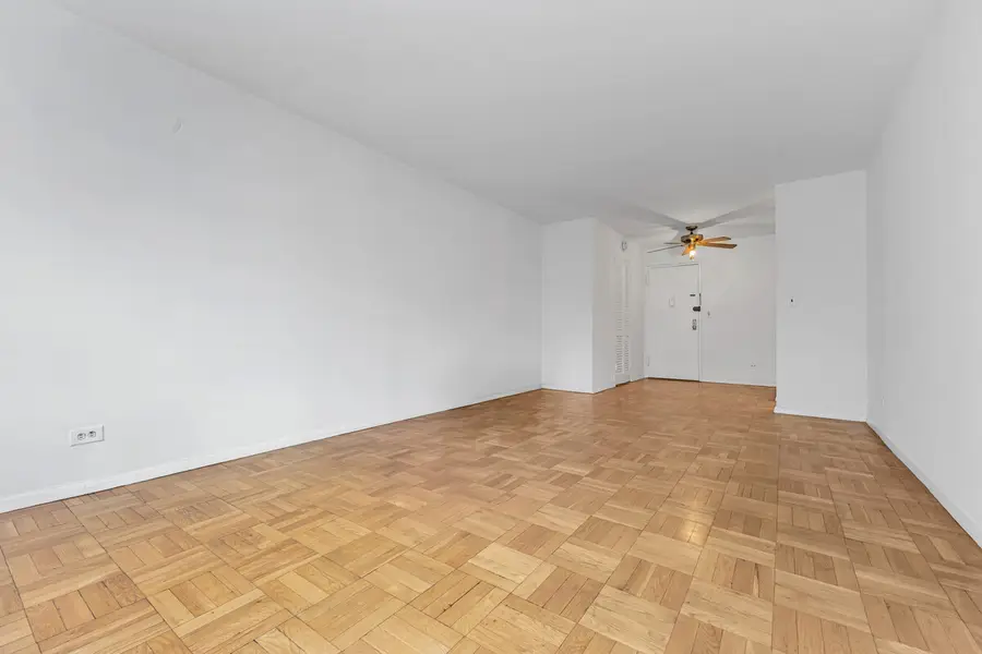 220 E 54th Street #7L, Manhattan, NY 10022 - #3