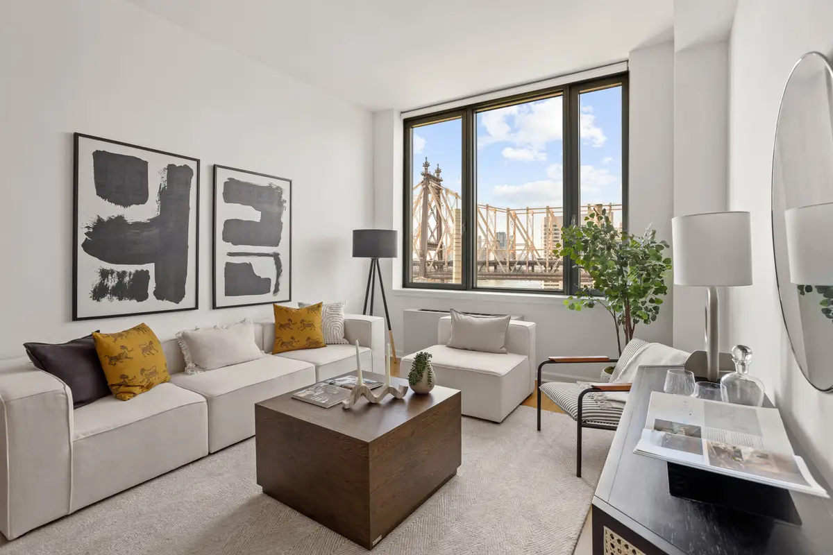 425 Main Street #PH2E, Manhattan, NY 10044 - #1