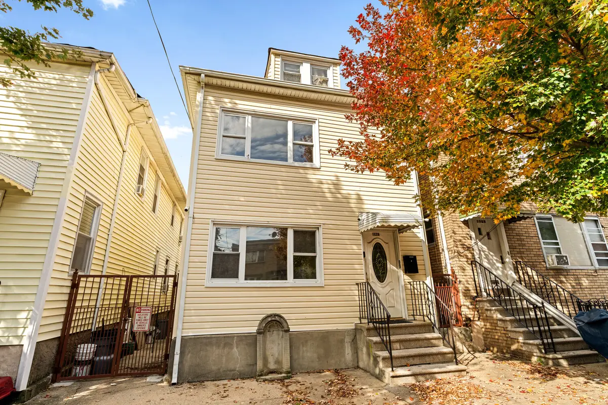 1967 Pilgrim Avenue, Bronx, NY 10461 - #1