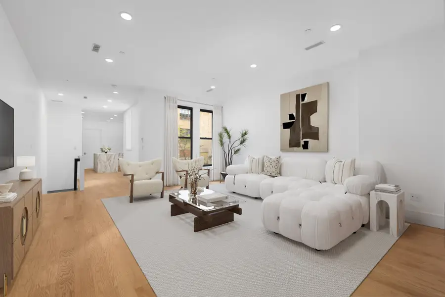 8 W 87th Street, Manhattan, NY 10024 - #2