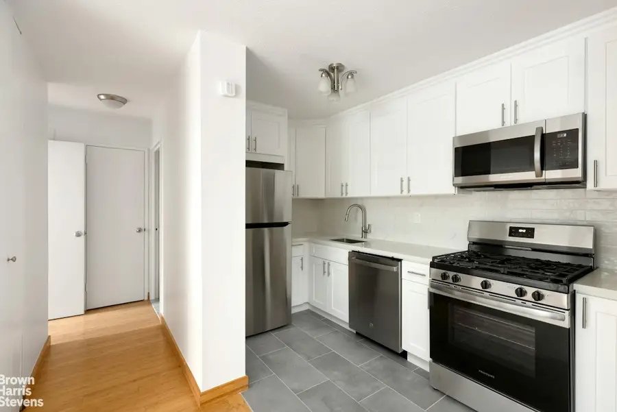 333 E 45th Street #7B, Manhattan, NY 10017 - #3