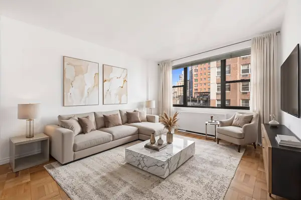 301 E 69th Street #7B, Manhattan, NY 10021