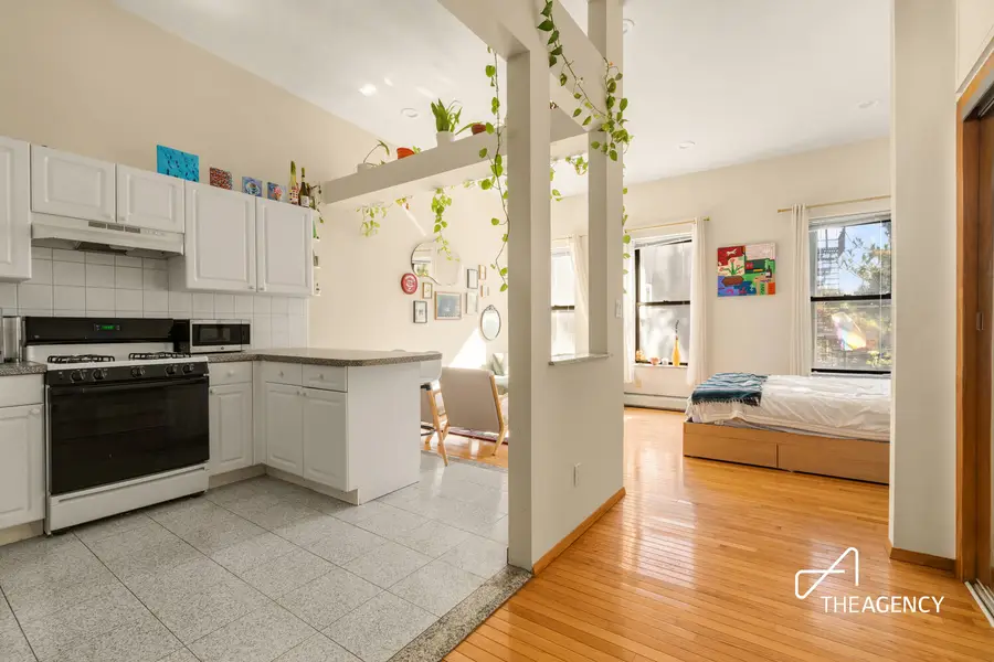 142 Nassau Avenue #MULTI, Brooklyn, NY 11222 - #2