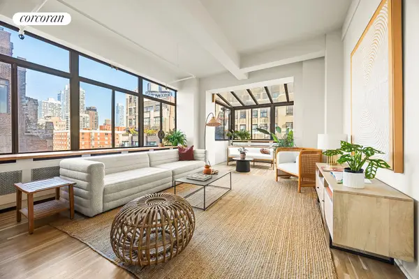 348 W 36th Street #10, Manhattan, NY 10018