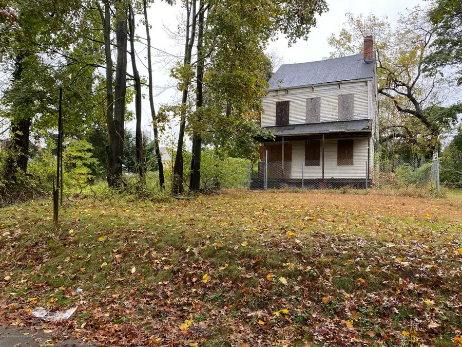 1197 Clove Rd, Staten Island, NY 10301 - Image #2