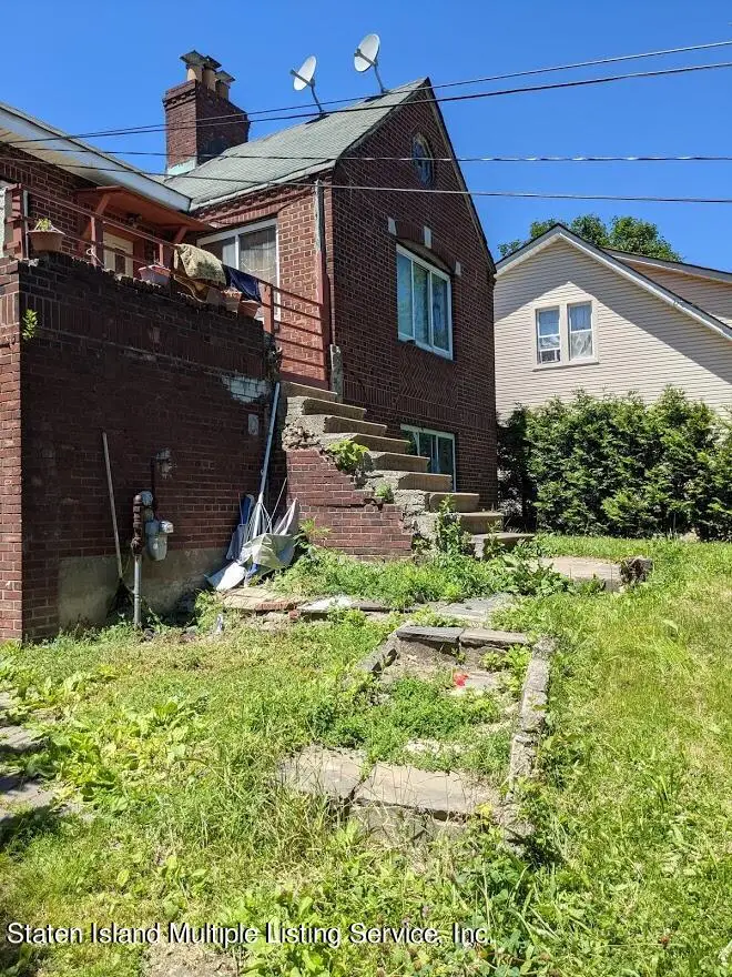551 Richmond Road, Staten Island, NY 10304 - Image #2