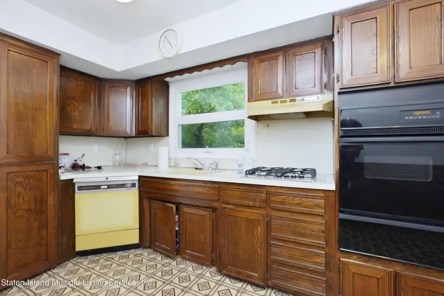 93 Donley Avenue, Staten Island, NY 10305 - #3