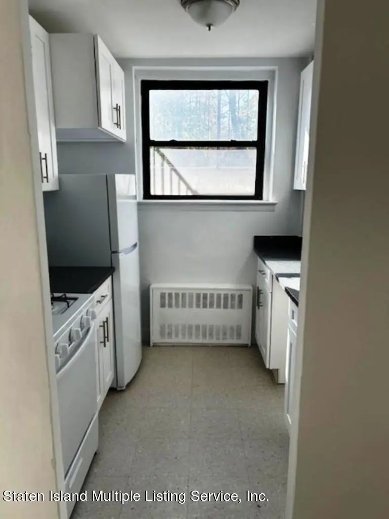 1100 Clove Road #G0, Staten Island, NY 10301 - Image #2