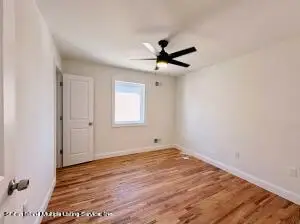 40 Greenway Avenue, Staten Island, NY 10314 - Image #3