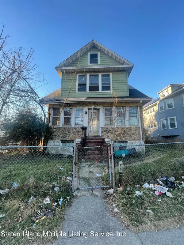 295 Vanderbilt Avenue, Staten Island, NY 10304