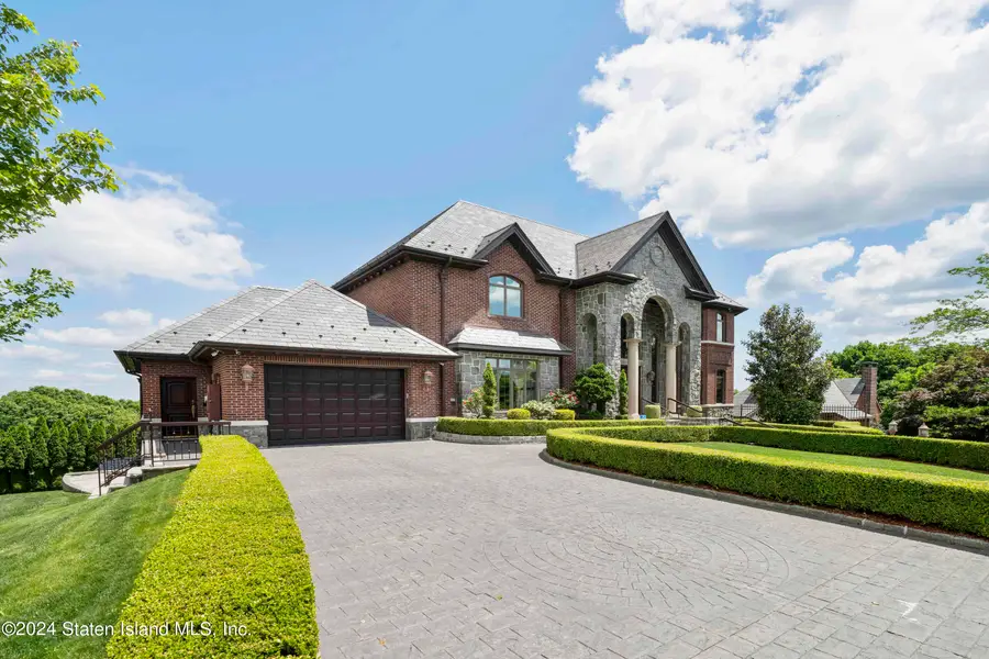 68 Signal Hill Road, Staten Island, NY 10301 - Image #2