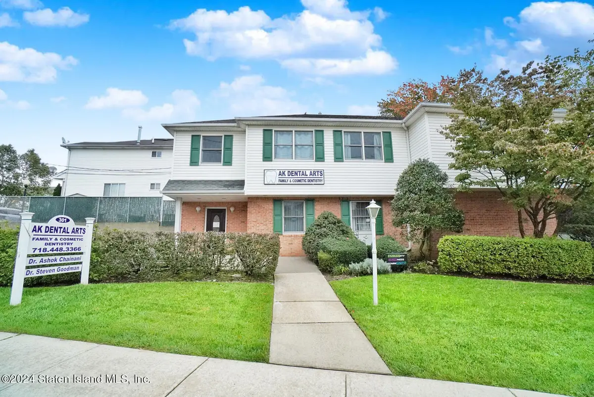 301 Slosson Avenue, Staten Island, NY 10314 - Image #1