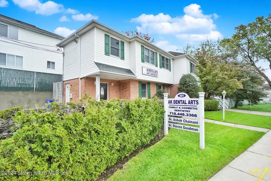 301 Slosson Avenue, Staten Island, NY 10314 - Image #2