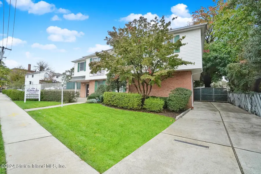 301 Slosson Avenue, Staten Island, NY 10314 - Image #3