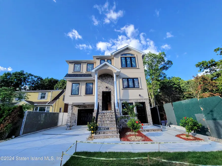 279 Stanley Avenue, Staten Island, NY 10301 - Image #2