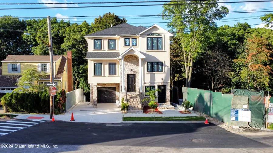 279 Stanley Avenue, Staten Island, NY 10301 - Image #3