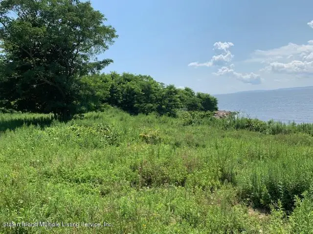 84 Discala Lane, Staten Island, NY 10312 - Image #3