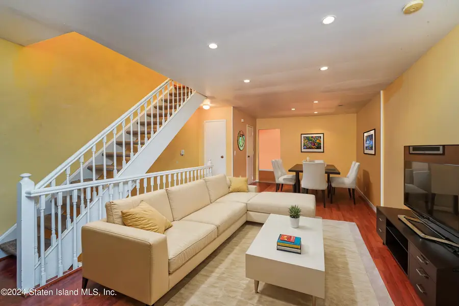 37 Devon Loop #A, Staten Island, NY 10314 - #3