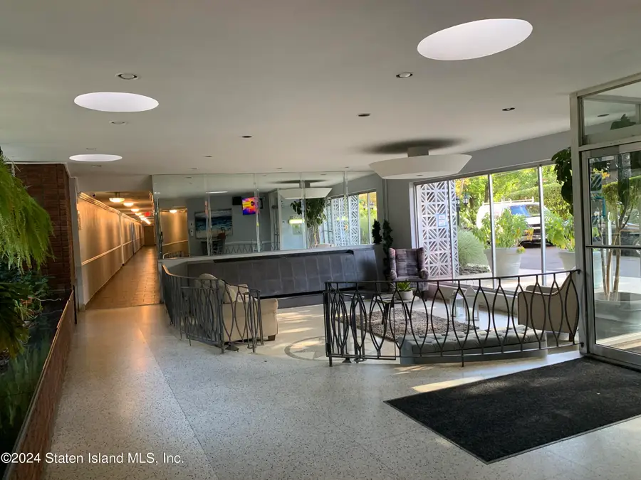 55 Austin Place #2j, Staten Island, NY 10304 - Image #2