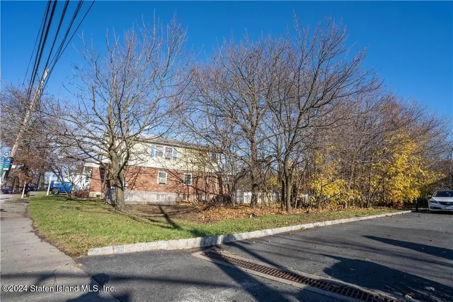 1875 Richmond Avenue, Staten Island, NY 10314 - Image #3