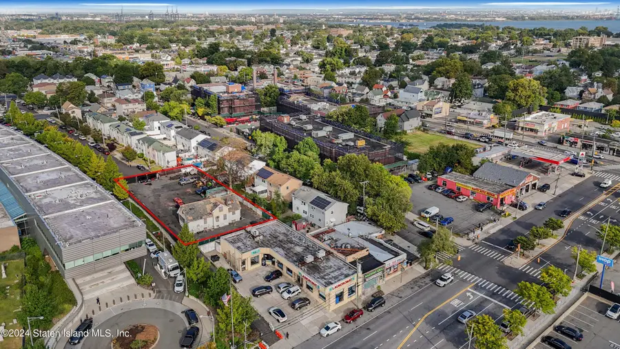 964 Richmond Avenue, Staten Island, NY 10314 - Image #2