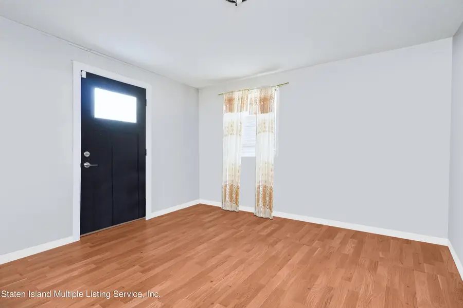 48 White Plains Avenue, Staten Island, NY 10305 - Image #3