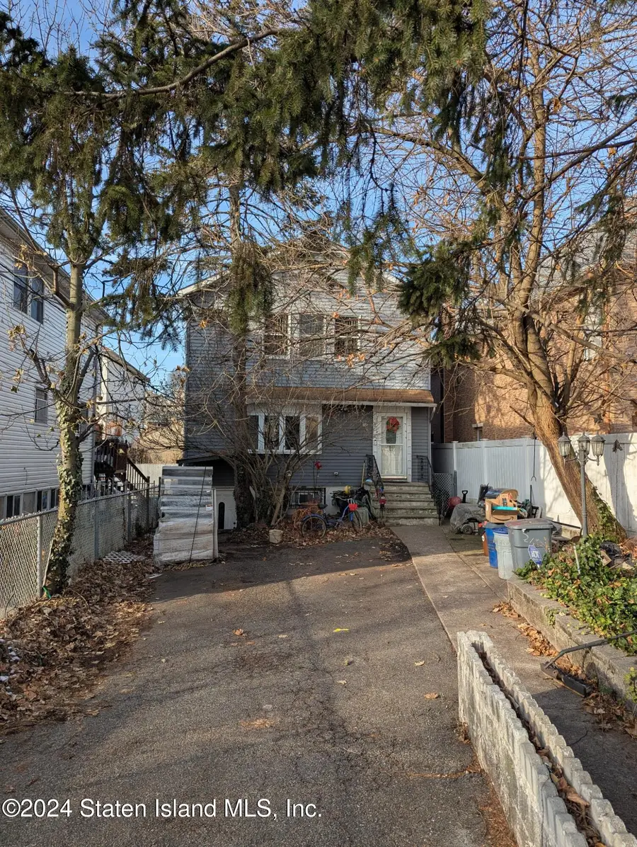 21 Father Capodanno Boulevard, Staten Island, NY 10305 - Image #2