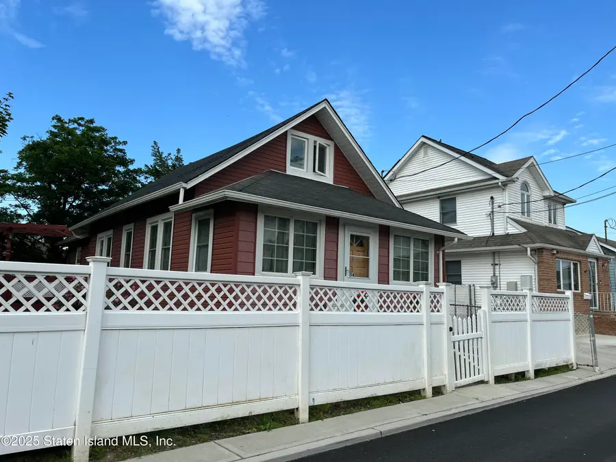 54 Waterside Street, Staten Island, NY 10306 - Image #2