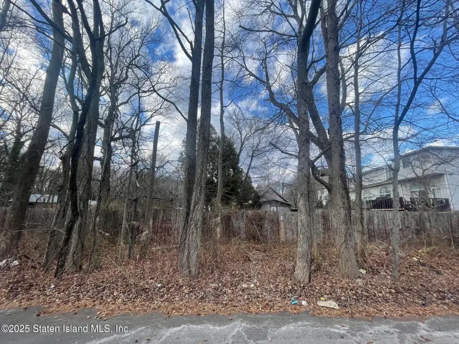 83 Halpin Avenue, Staten Island, NY 10312 - Image #2