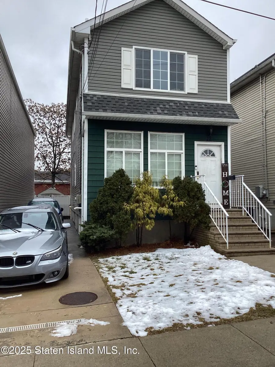 11 Van Name Avenue, Staten Island, NY 10303 - Image #3