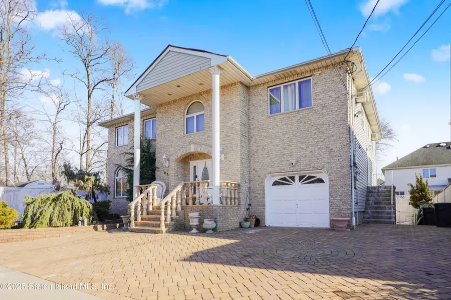 197 Aspinwall Street, Staten Island, NY 10307 - Image #2