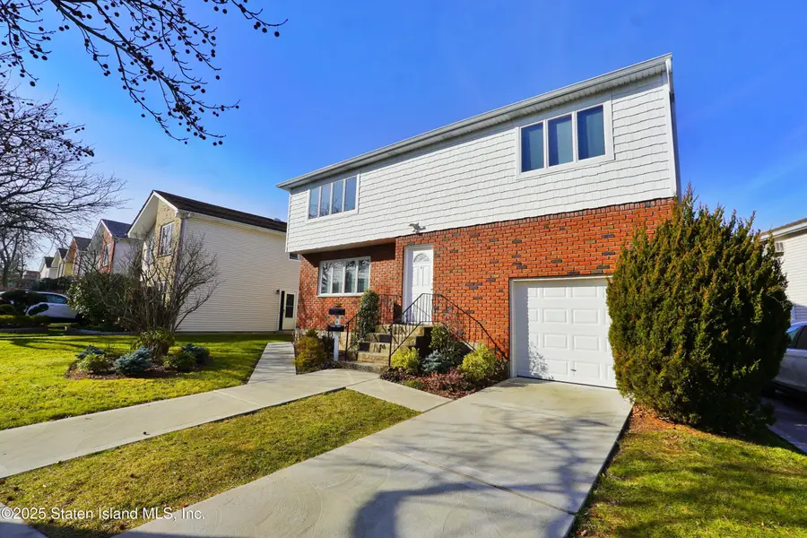 56 Mcarthur Avenue, Staten Island, NY 10312 - Image #2
