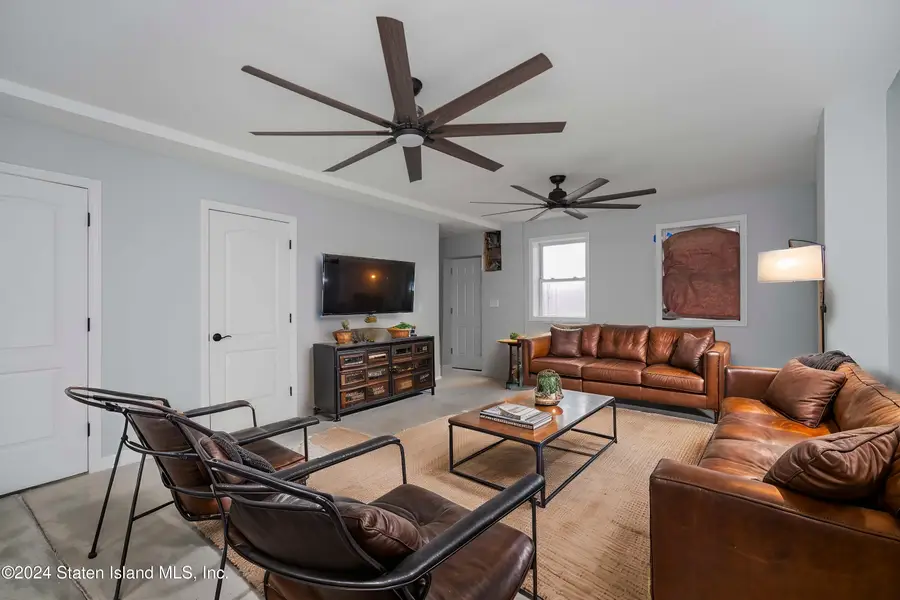 446 Tompkins Avenue, Staten Island, NY 10305 - Image #3