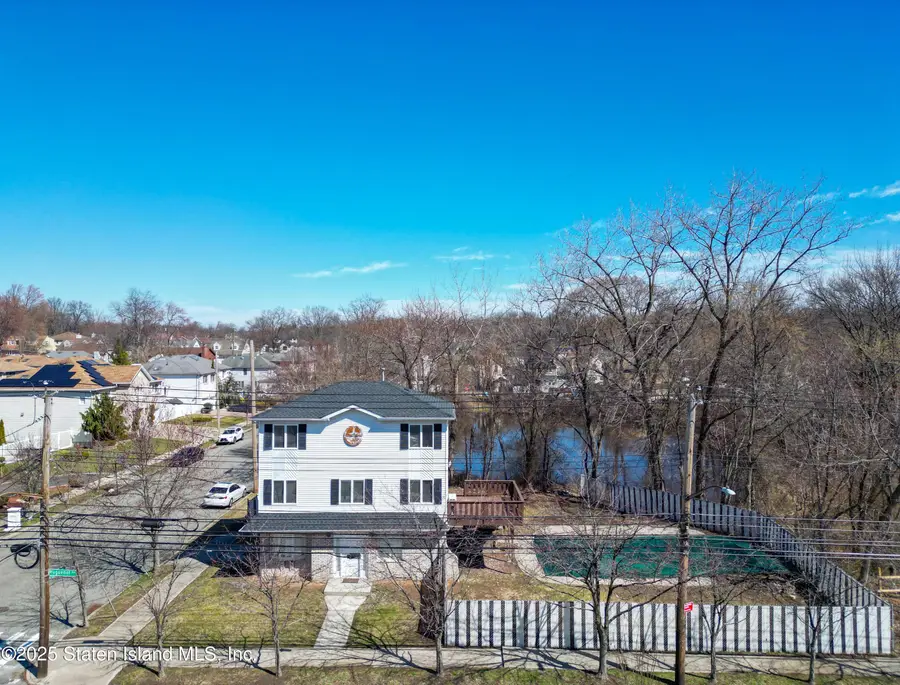 374 Billiou Street, Staten Island, NY 10312 - Image #3