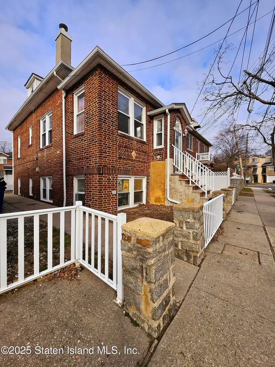 10 Florida Avenue, Staten Island, NY 10305 - Image #3