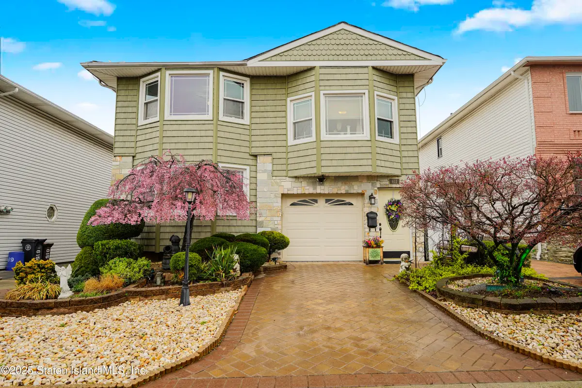 611 Klondike Avenue, Staten Island, NY 10314 - Image #1