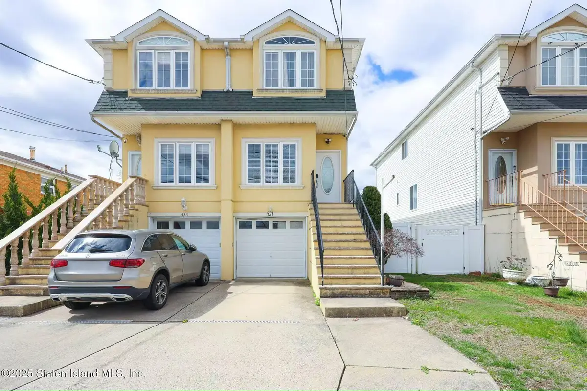 521 Mill Road, Staten Island, NY 10306 - Image #1