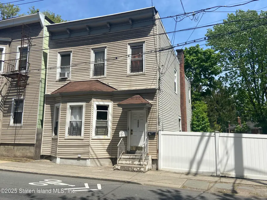 1033 Van Duzer Street, Staten Island, NY 10304 - Image #3